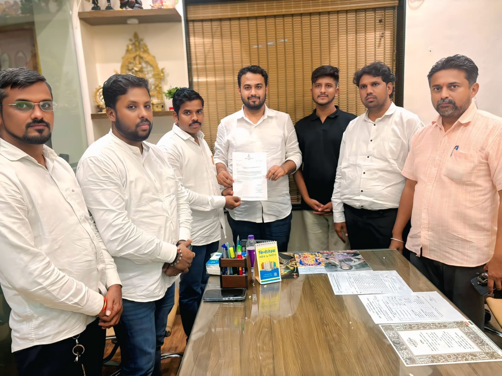माण-खटाव विधानसभा युवक काँग्रेस अध्यक्षपदी अभ्यासू युवा नेतृत्व महेश करचे यांची निवड