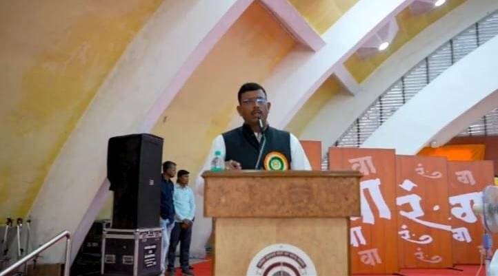*‘दरिया’ नव्हे ‘समंदर’ शोधा; दुष्काळाचे भान आणि समतेच्या जागरानं कवयित्री बहिणाबाई चौधरी विद्यापीठात ‘युवारंग २०२६’ चा रणगजर!*  *कवयित्री बहिणाबाई चौधरी उत्तर महाराष्ट्र विद्यापीठात ‘युवारंग २०२६’ व ‘दिव्यांग कला महोत्सवा’चे डॉ. भरत अमळकर यांच्या हस्ते उद