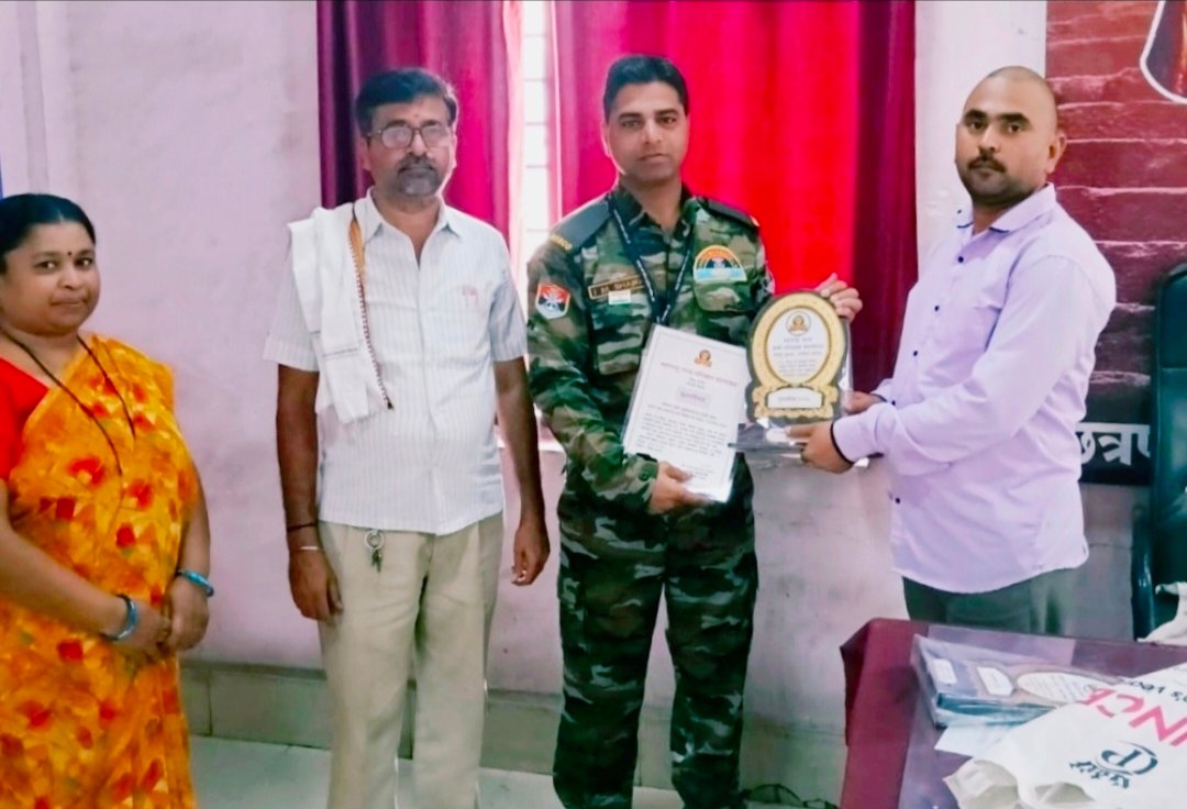 एसटी प्रवाशांच्या प्रामाणिक सेवेसाठी सुरक्षारक्षक शेख समी यांचा गौरव  