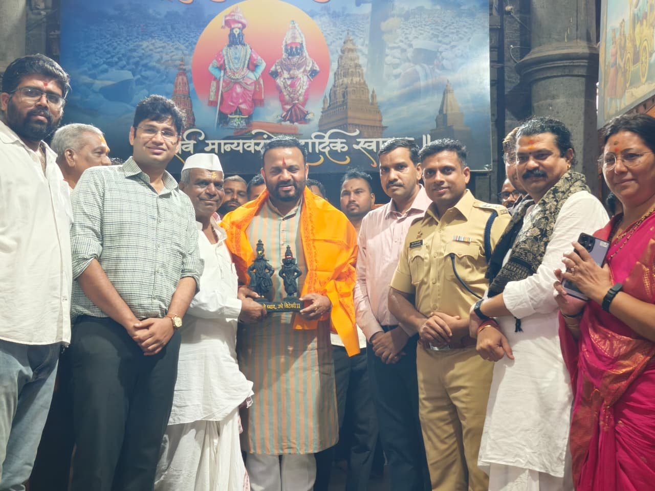श्री विठ्ठल रुक्मिणी मंदिर परिसर आराखडा तयार करण्यासाठी वास्तुविशारद नियुक्त करावा          - पालकमंत्री जयकुमार गोरे 