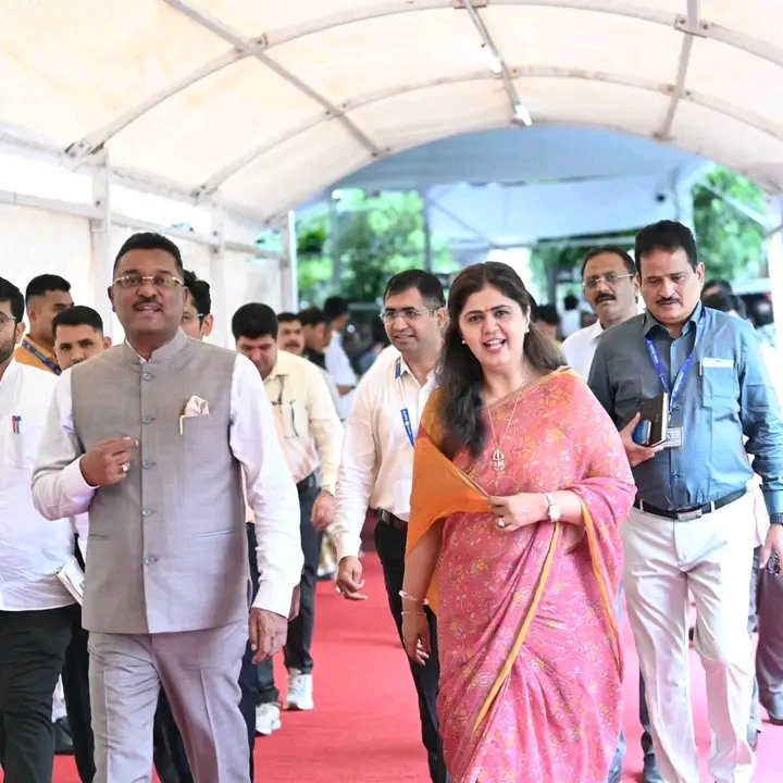 विधानपरिषदेत विविध आमदारांनी विचारलेल्या प्रश्नांवर ना. पंकजाताई मुंडे यांची अभ्यासपूर्ण उत्तरे