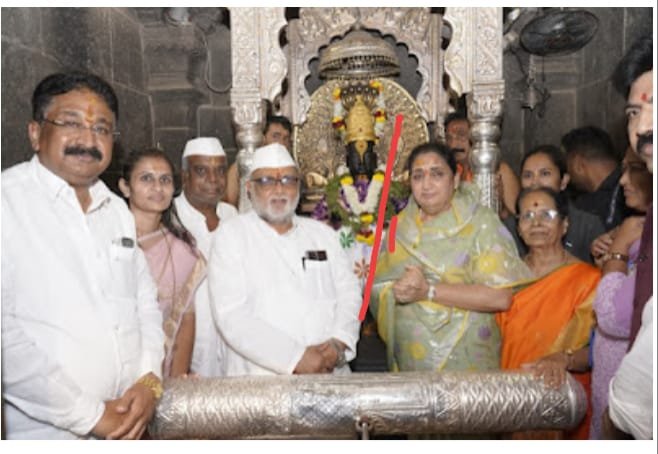 उपमुख्यमंत्री सुनेत्राताई पवार यांचा मंदिर समितीचे अध्यक्ष गहिनीनाथ महाराज औसेकर, सदस्य संभाजीराव शिंदे व  सहकार्यांनी केला सन्मान