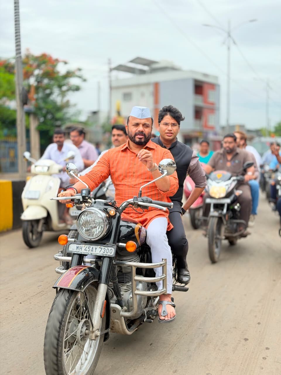 आषाढी वारी 2026: पालकमंत्री जयकुमार गोरे यांची पंढरपुरातील दर्शन रांग व मंदिर परिसराची पाहणी